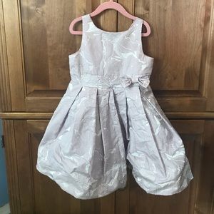 Ava & Yelly girls size 6 dress